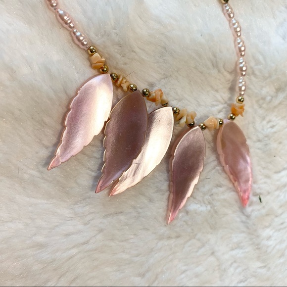 Vintage Pink Beaded Shell Feather Statement Necklace - Picture 4 of 6